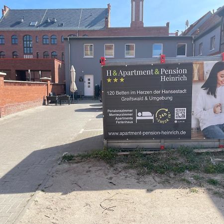 H&H Studio-Apartments Im Zentrum Jedes Apartment Mit Kuechenzeilen - 24H Check In Greifswald Buitenkant foto