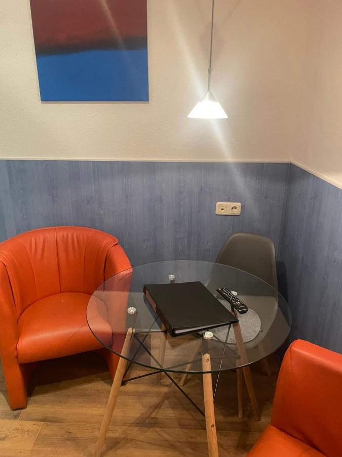 H&H Studio-Apartments Im Zentrum Jedes Apartment Mit Kuechenzeilen - 24H Check In Greifswald Buitenkant foto