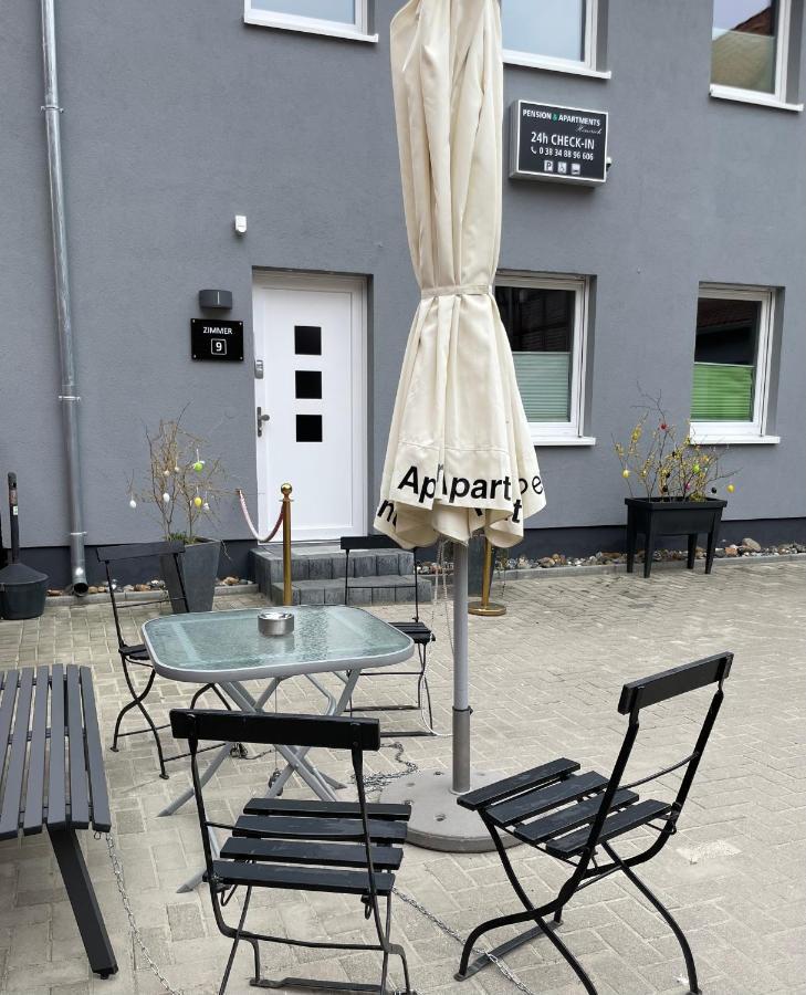 H&H Studio-Apartments Im Zentrum Jedes Apartment Mit Kuechenzeilen - 24H Check In Greifswald Buitenkant foto