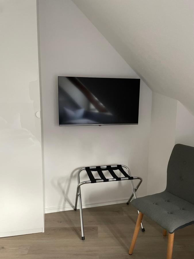 H&H Studio-Apartments Im Zentrum Jedes Apartment Mit Kuechenzeilen - 24H Check In Greifswald Buitenkant foto
