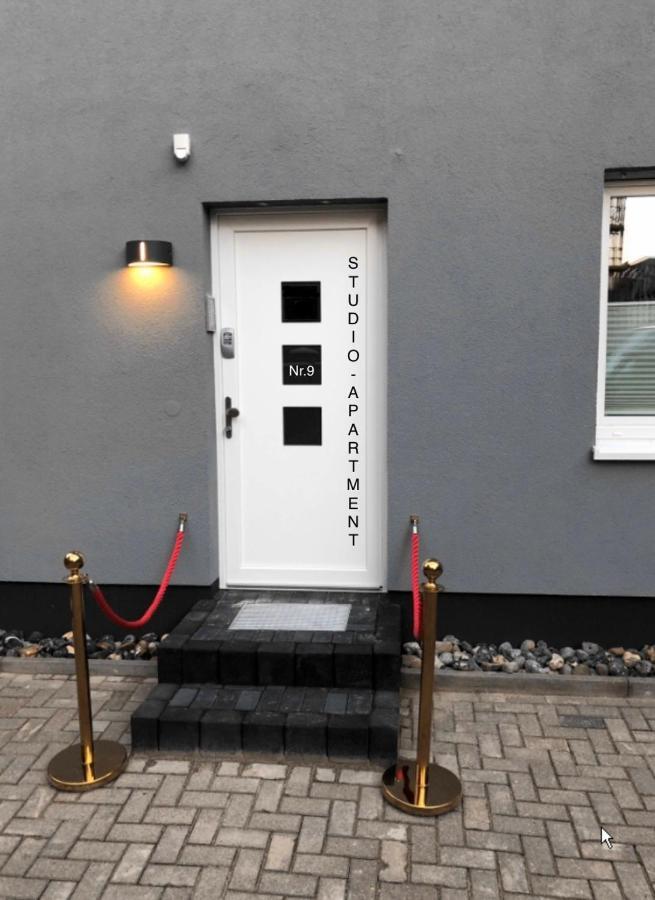 H&H Studio-Apartments Im Zentrum Jedes Apartment Mit Kuechenzeilen - 24H Check In Greifswald Buitenkant foto